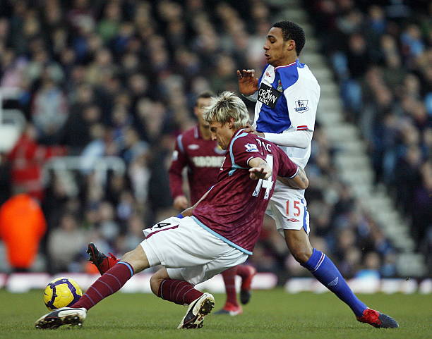 充满斗志的 充满斗志的