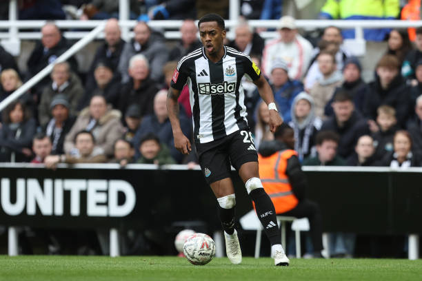 备受瞩目的 备受瞩目的